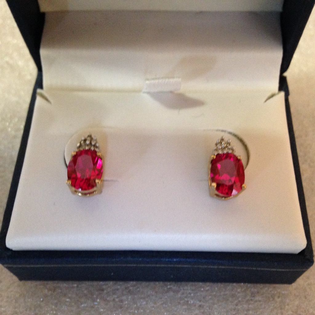 Sale!! 10k Ruby And Diamond Post Earrings - Nwt